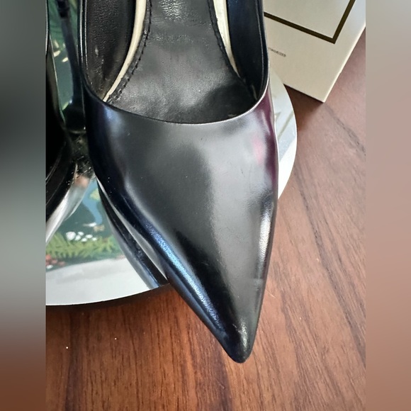 LOUIS VUITTON Pre-Loved Black Smooth Leather HEELS ❤️💃🔥 (Size 6.5 to 7) - Picture 7 of 14